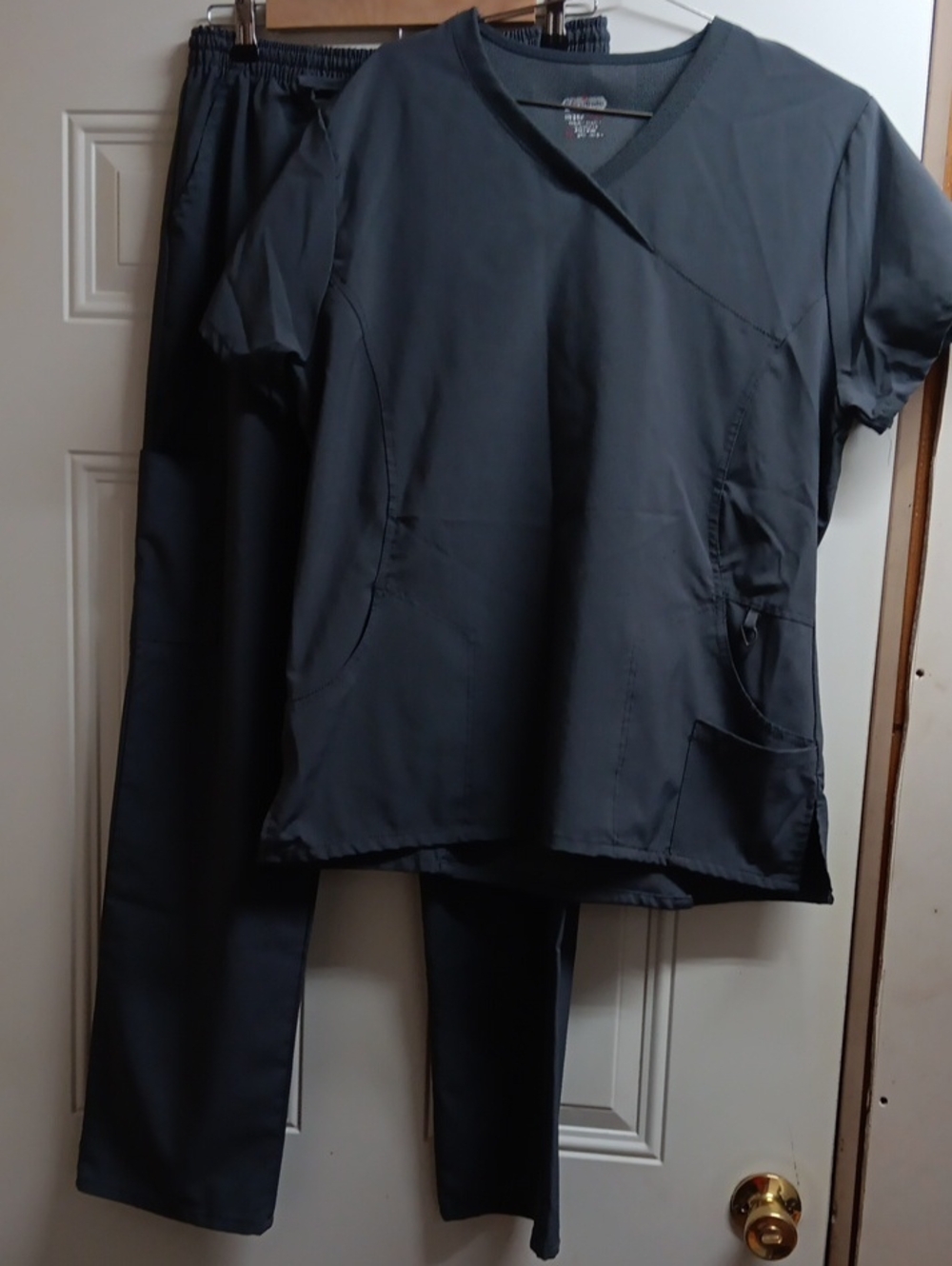 Women’s Scrubaid Dark Gray Scrub Top and Jogger Pants Set